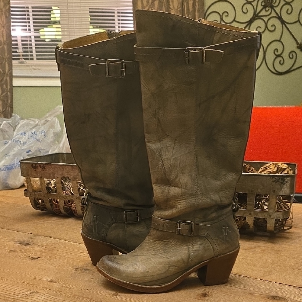 Frye Women's Gray Heeled Boots